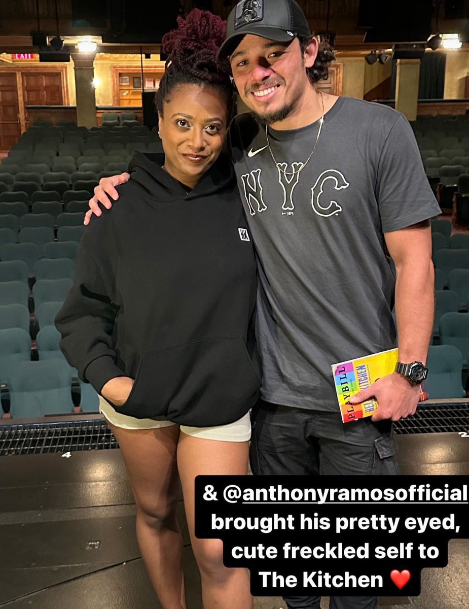 AliciaKeysDaiIy's tweet photo. Lupita Nyong’o, Jojo, Keith David, &amp; Anthony Ramos spotted at #HellsKitchenBway https://t.co/m8dlRMup8N
