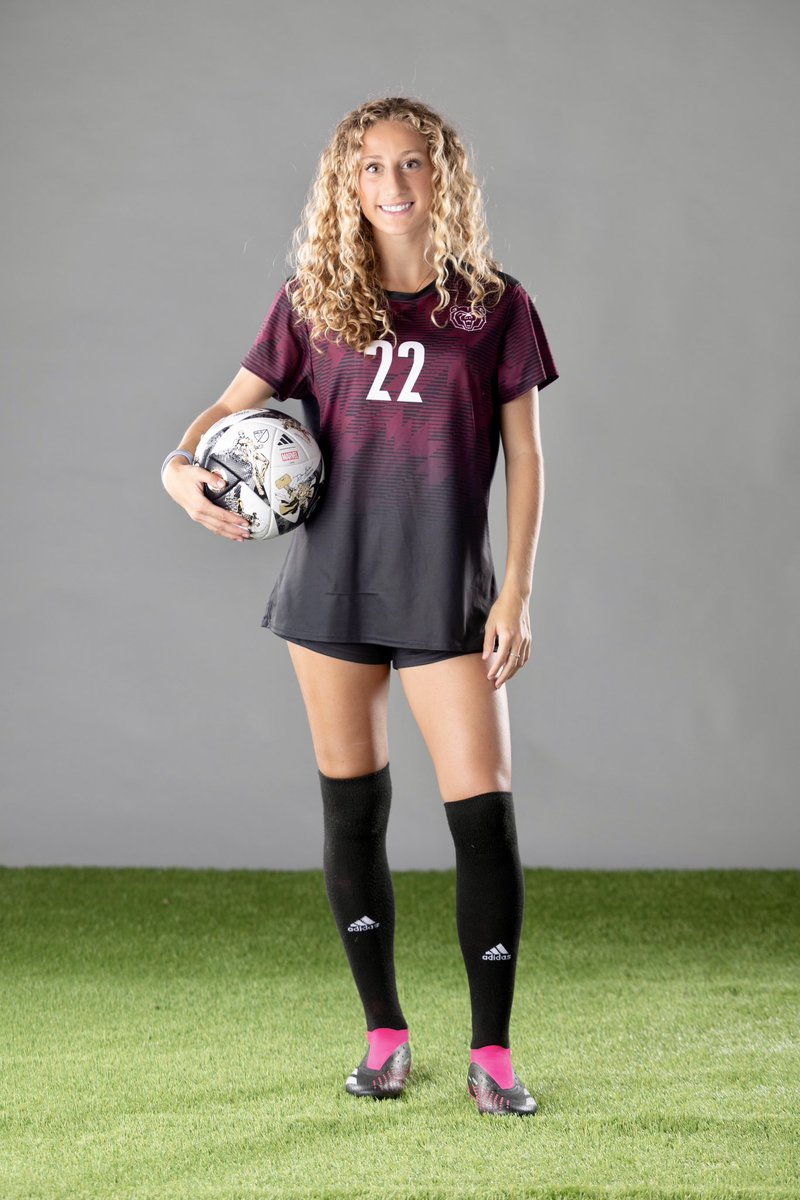 MoStateWSOC's tweet photo. Happy belated Birthday to @GabbiSchlapper 🧁🎉🥳 

#TEAMNELSON #C4 #BTG https://t.co/z4TLZdrOeE