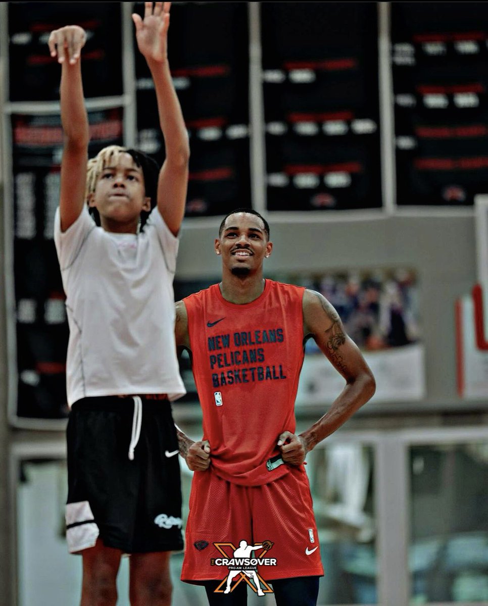 TheCrawsOver tweet media