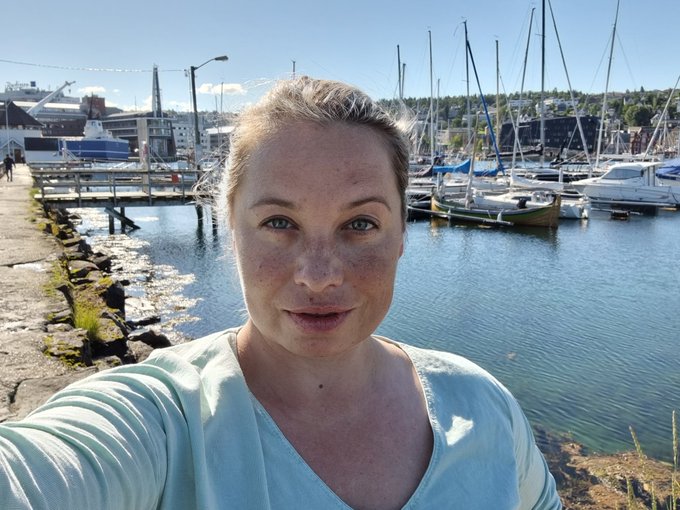 #SelfieDay3 #nomakeup #nomakeupchallenge #naturallight #nophotoshop https://t.co/0equnHCOAo<a href="/tag/selfieday3"class="tags">#SelfieDay3</a><a href="/tag/nomakeup"class="tags">#nomakeup</a><a href="/tag/nomakeupchallenge"class="tags">#nomakeupchallenge</a><a href="/tag/naturallight"class="tags">#naturallight</a><a href="/tag/nophotoshop"class="tags"><span>#nophotoshop</span></a>