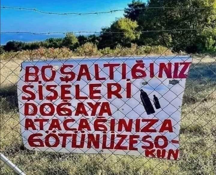 _umbertoeco__'s tweet photo. Kim yazdıysa alnından öperim.
İmza ✍️ https://t.co/2ljwz1yxVJ