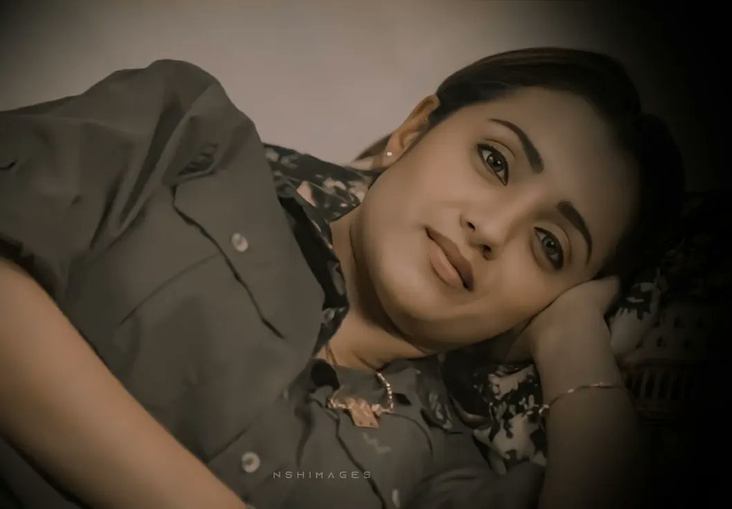 GR5nWYWbYAAuY_e?format=jpg&name=medium