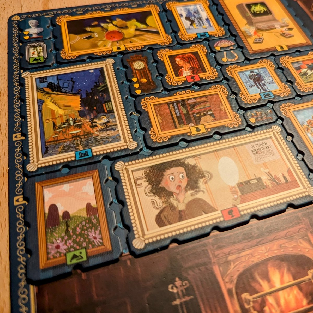 I'm not a big fan of tile laying games in general, but Art Society really won me over. A simple combination of bidding and a spatial puzzle, with a charming theme and art style. It's staying in my collection and I can't wait to play it again 🤩
#boardgames