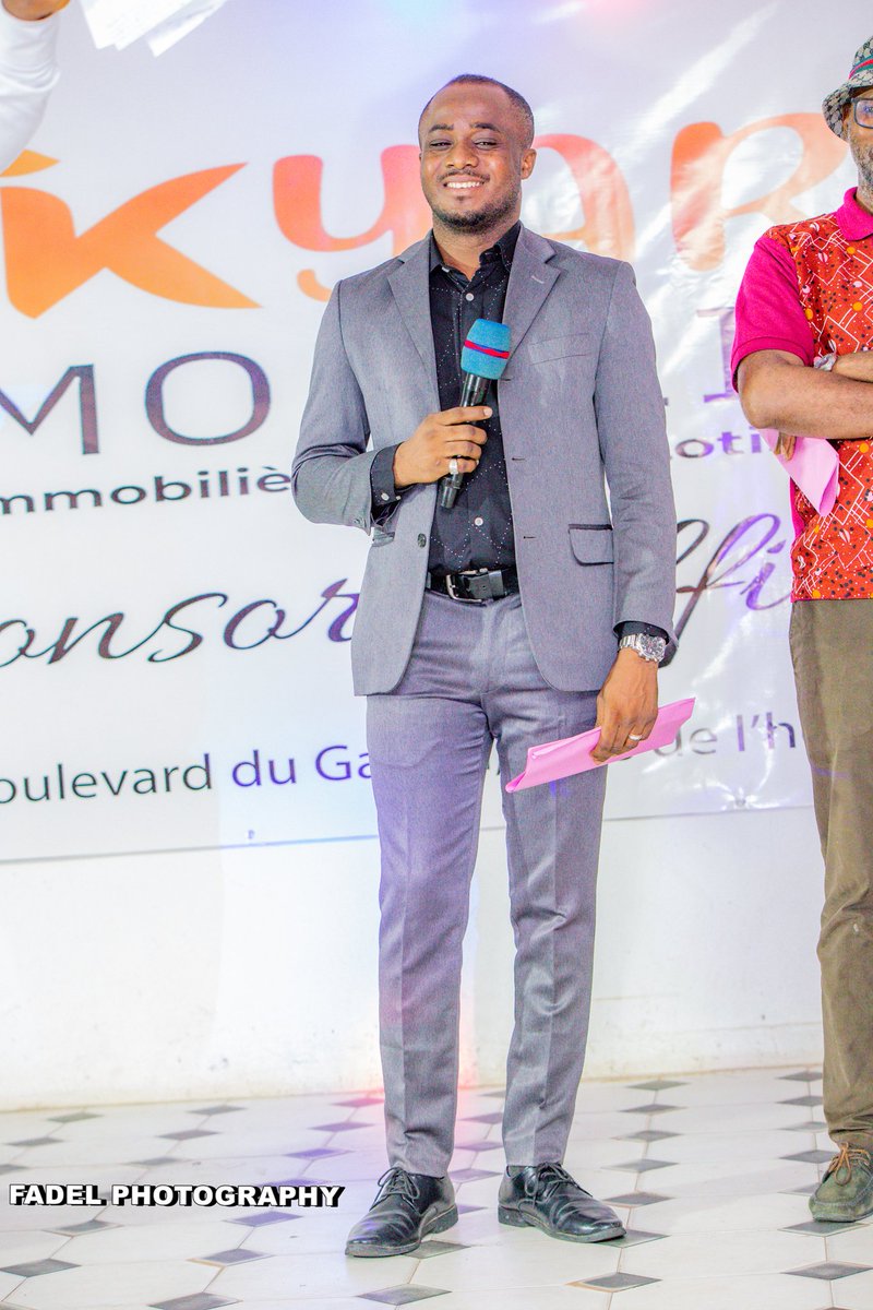 DrDean_Officiel's tweet photo. Vendredi dernier, s'est tenu, la demi-finale du concours Miss Koumassi.
En tant que membre du jury, ce fut un honneur et un privilège d'apprécier le talent au féminin des candidates, inspirantes, dotées d'une beauté tant physique qu'intellectuelle supérieure à la moyenne.
#D2K https://t.co/BiGADVoUP1