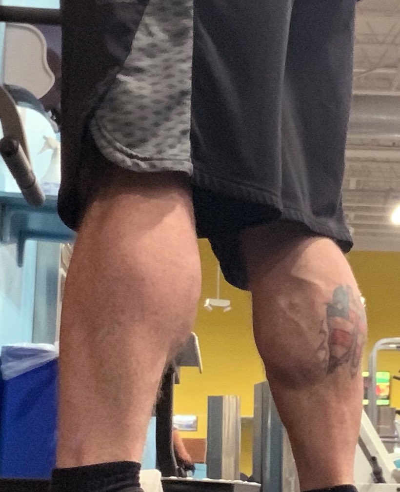 MetalliDuck24's tweet image. FUCKING CAVEMAN!!!!

#1050lbs
#8Reps
#SASQUATCH