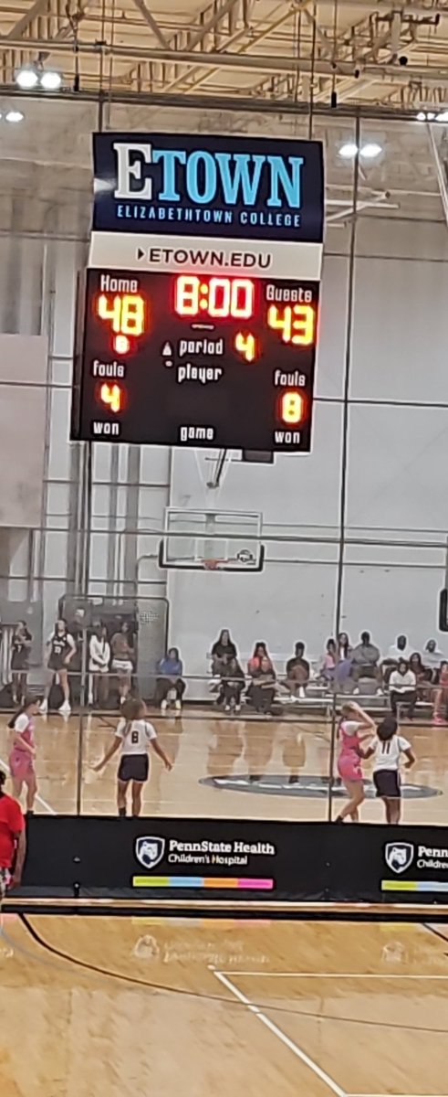 End of 3. Carolina Elite is up 48-43. We got another great game alarm!

#LadiesPumaHoops 
<a href="/NxtProHoops/">NXTPRO Hoops</a>