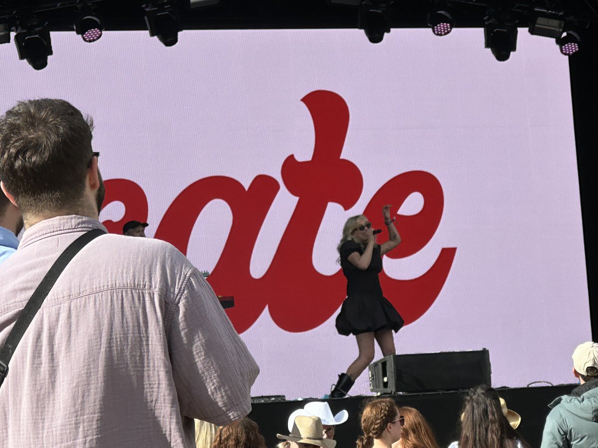 Bal2840's tweet photo. ⁦@catecanning⁩ at ⁦@BSTHydePark⁩ https://t.co/A20iKQR7Hi