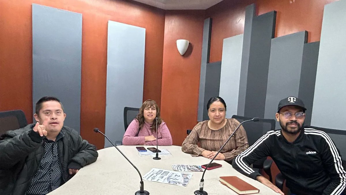 eli_nolan's tweet photo. @percypelaez y @el_vlady_puebla fueron nuestros invitados de hoy en @QChulaesPuebla https://t.co/YGEJCgqRQy….
Muchas gracias por compartirnos sobre emprendimiento  y oportunidades de negocio para migrantes en EU.

@sicompueblamx #ClaudiaChavez https://t.co/cA3CVwvwdp