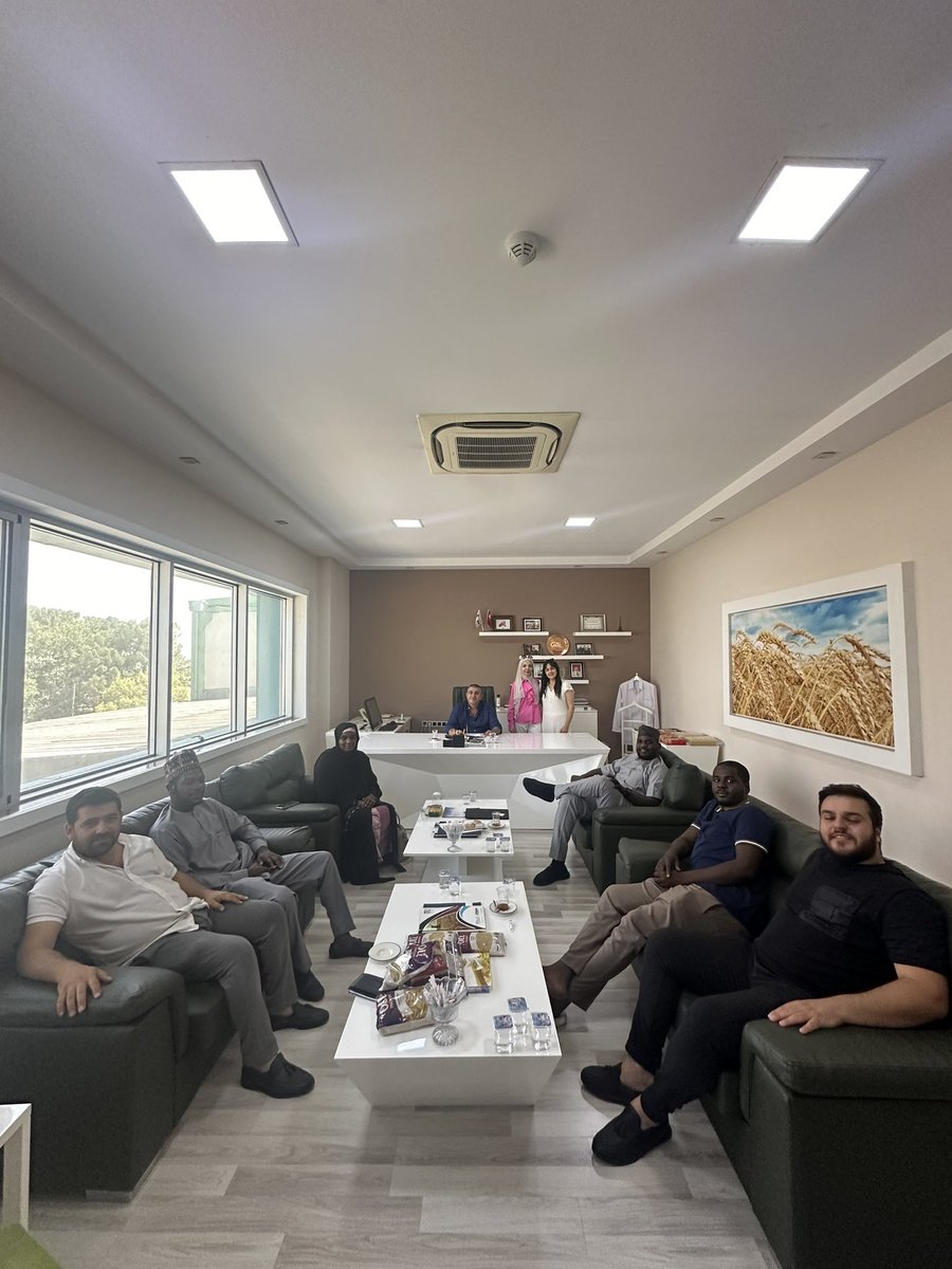 mustysarina's tweet photo. For the first time in my 11 years of visiting Turkish region, I have set foot in southern most part of Türkiye 🇹🇷. We visited Elaziğ, Malatya, Mardin &amp; Diyarbakir for several business collaborations bw @azmangroup &amp; Turkish businesses, institutes &amp; govt agencies. https://t.co/iu5AyZ8emh