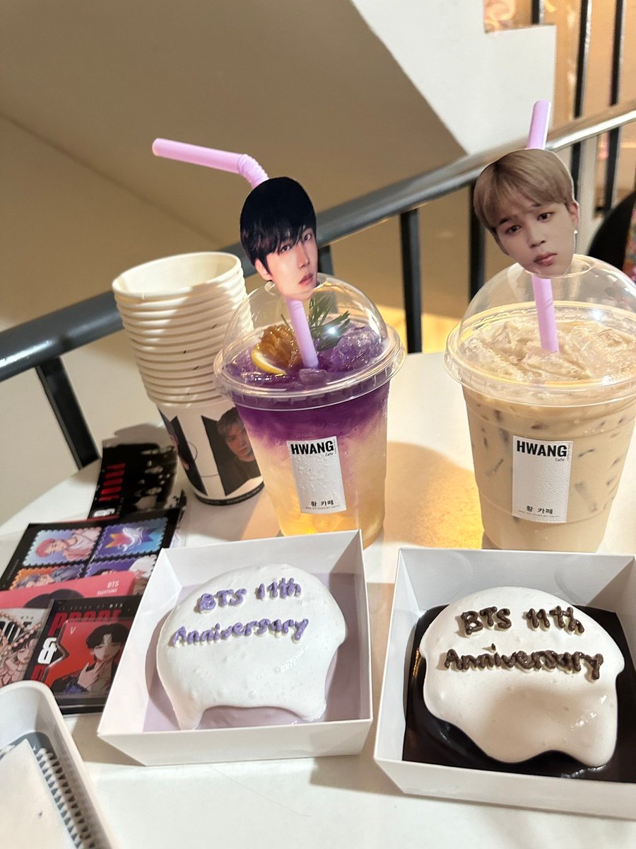 mukkiie07's tweet photo. ✨️งานสวยมากก กอว.จึ้งเหมือนเดิมทำถึงสุดๆเลยฮ่ะ ขอบคุณที่จัดโปรเจคสวยๆแบบนี้มาตลอดนะคะ💜🤟🏻
#11yearsofProofandPromise https://t.co/o9jcLuAtGE