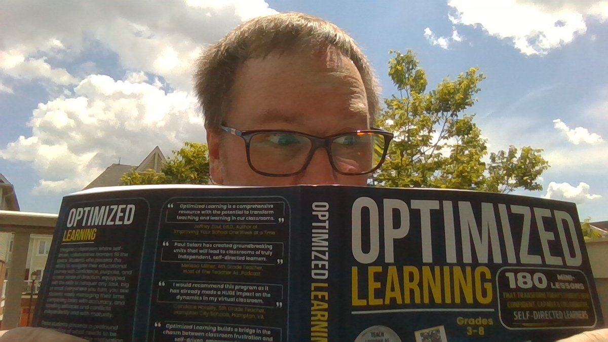 johnpatrickisme's tweet image. Found this recently & WOWZA! Lots of stuff in here. Haven't even started reviewing all the handouts & slides that come with it yet.
Good thing the author is hosting #LearnLAP chats all summer to break it down or I'd be in trouble. (I'm not kidding. 🤣)
#edutwitter #TLAP