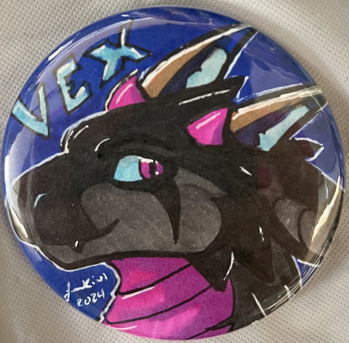 Jen_Kiwi's tweet photo. Anthrocon at-con badges! https://t.co/V7bYCuk5q2
