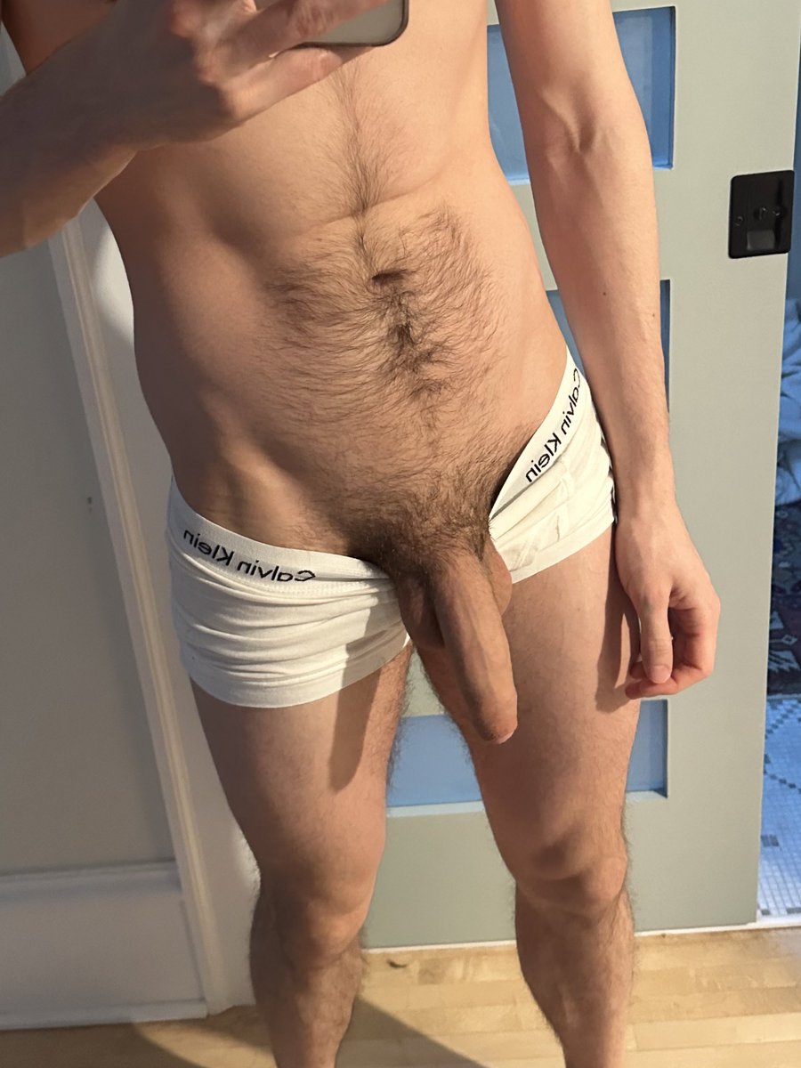 otter exhibit tweet media