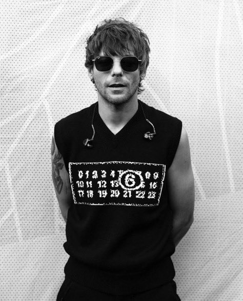 t91loupics's tweet image. HIM