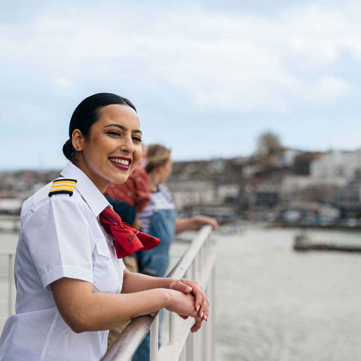 RedFunnelFerry's tweet photo. Family Holidays on the #IsleofWight 👨‍👨‍👧‍👧

Just one hour away by ferry, you’ll feel a million miles away once you arrive on the Isle of Wight. As a holiday destination, you can expect scenic beauty, historic landmarks, and idyllic coastline in abundance.🚢

https://t.co/7J2L69yia2 https://t.co/VV8aV8umCX