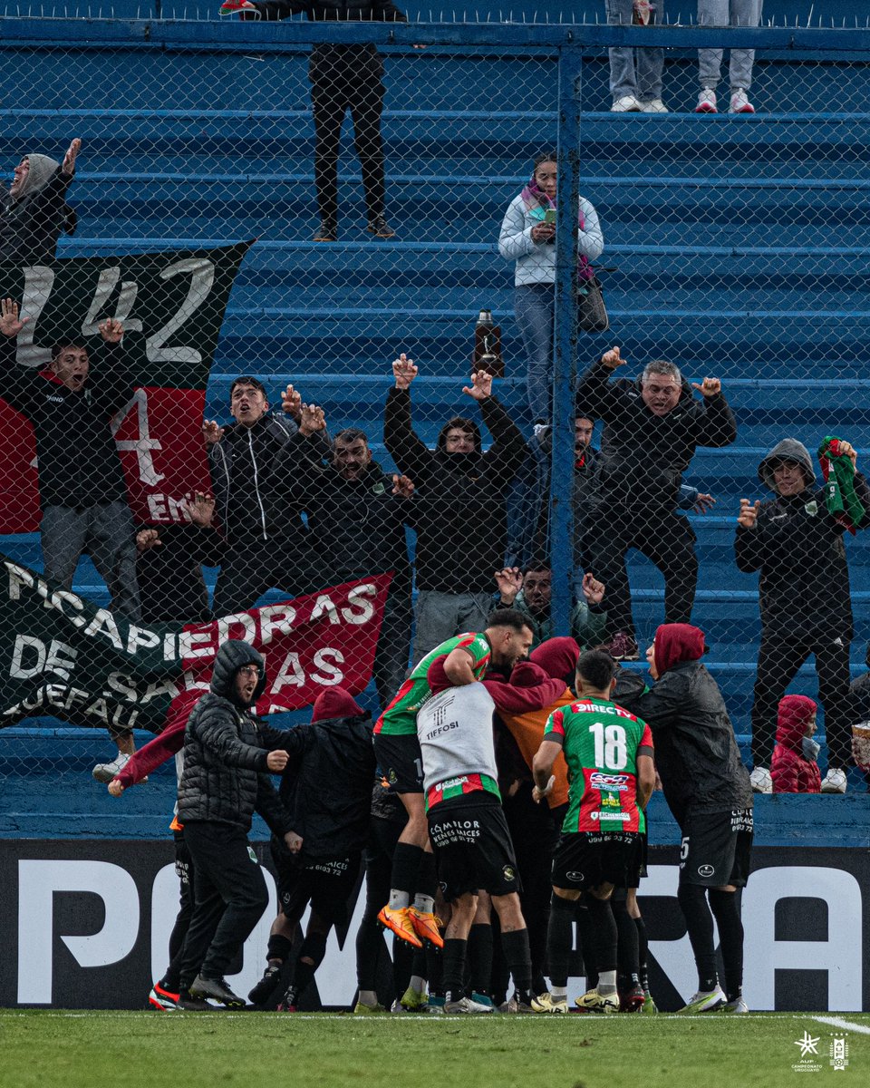 ⏳️ CONTRA TODO, CONTRA TODOS Y TODO EL TIEMPO QUE QUIERAN, SIEMPRE CON ESTA BANDA.

📸 @CampeonatoAUF

#RamplaEsDeSuGente
