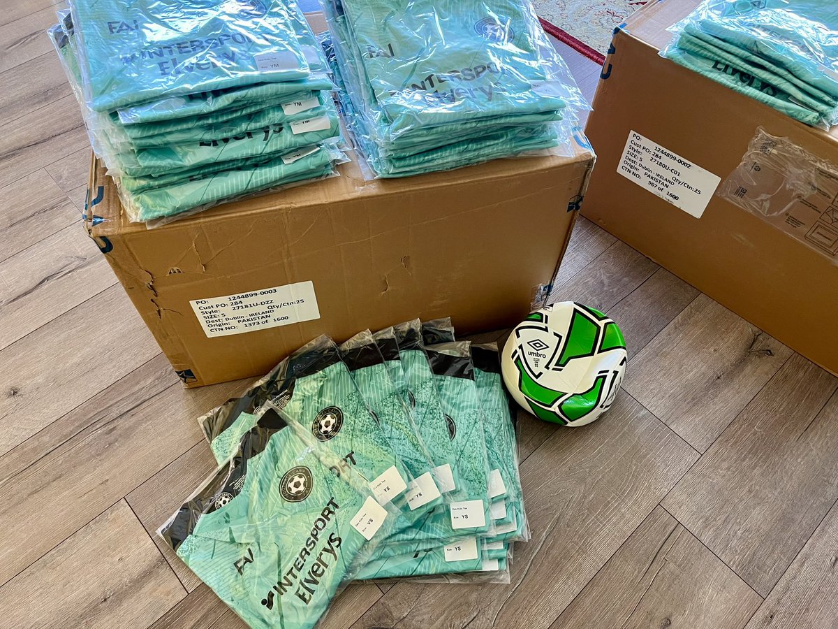 The stage is set! All ready for our FAI Football Camp this week! A week of 

✅ fun

✅ friendship

✅ learning

✅ craic

All in a safe, structured environment 

🇮🇪 ⚽️ 🔴⚫️