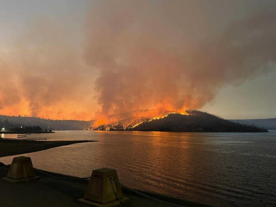firehorse249791's tweet photo. [U.S] Thompson Fire near Oroville destroyed 13 homes, is 86% contained after burning 3,800 acres https://t.co/ndBFMm8h5F #ClimateEmergency #ClimateCrisis #SevereWeather #Heatwave #Wildfire #ThompsonFire #NorthTable #Oroville #Butte #Sonoma #Yosemite #California #America https://t.co/eGaqhDBLSj