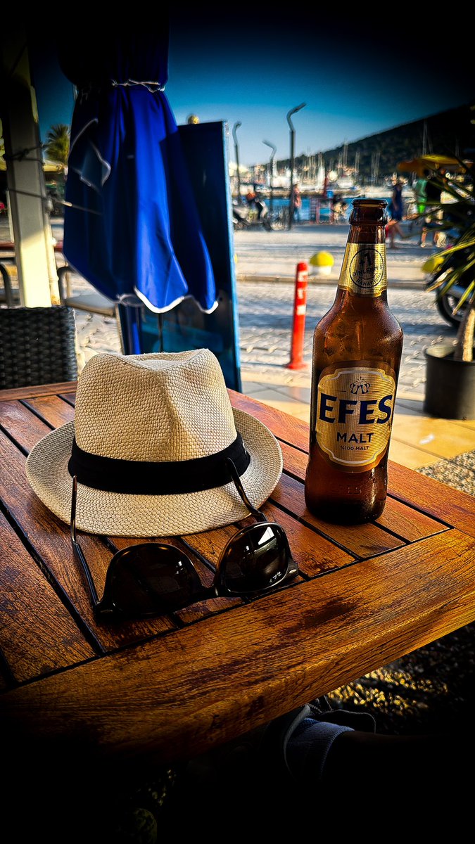 CapeCodElegance's tweet photo. Signed OFF in #Cesme #izmir https://t.co/ws45KNMMAK