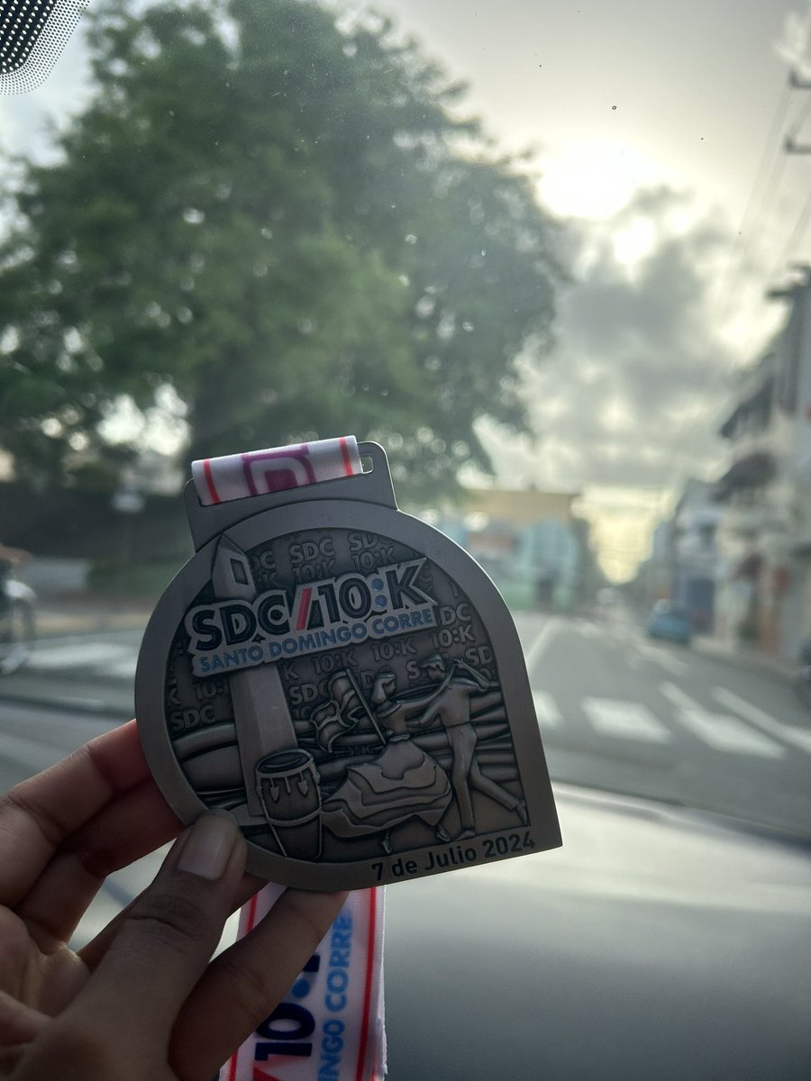 MarianJavierS's tweet photo. First 10k done!!🏃🏽‍♀️✅  I started this journey just a month ago, and I'm loving every step of it. There's definitely more to come! 🏅
21k🔜  #running https://t.co/hFhGb6kxh6