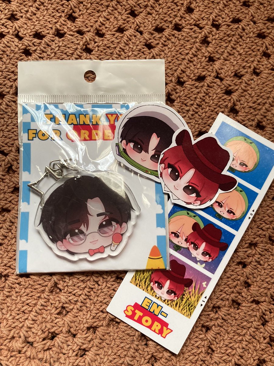 hooniesunnie's tweet photo. ༄" ✉️*ੈ✩ Happy Mail! 

Thank you sa nag sdm!! (Kahit kilala ko sino  ka, labyu po 🥹😂) Soaper cute keyrings and freebies from @spicycartz ❤️❤️❤️ 

#fromspicyz https://t.co/jrfrVqng77