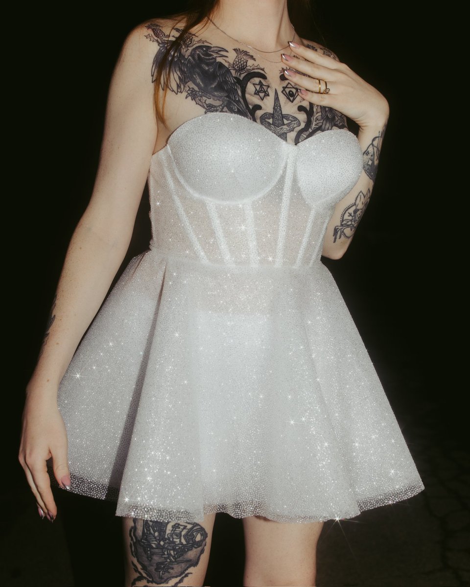 It couldn't be my wedding without looking slutty in my reception dress