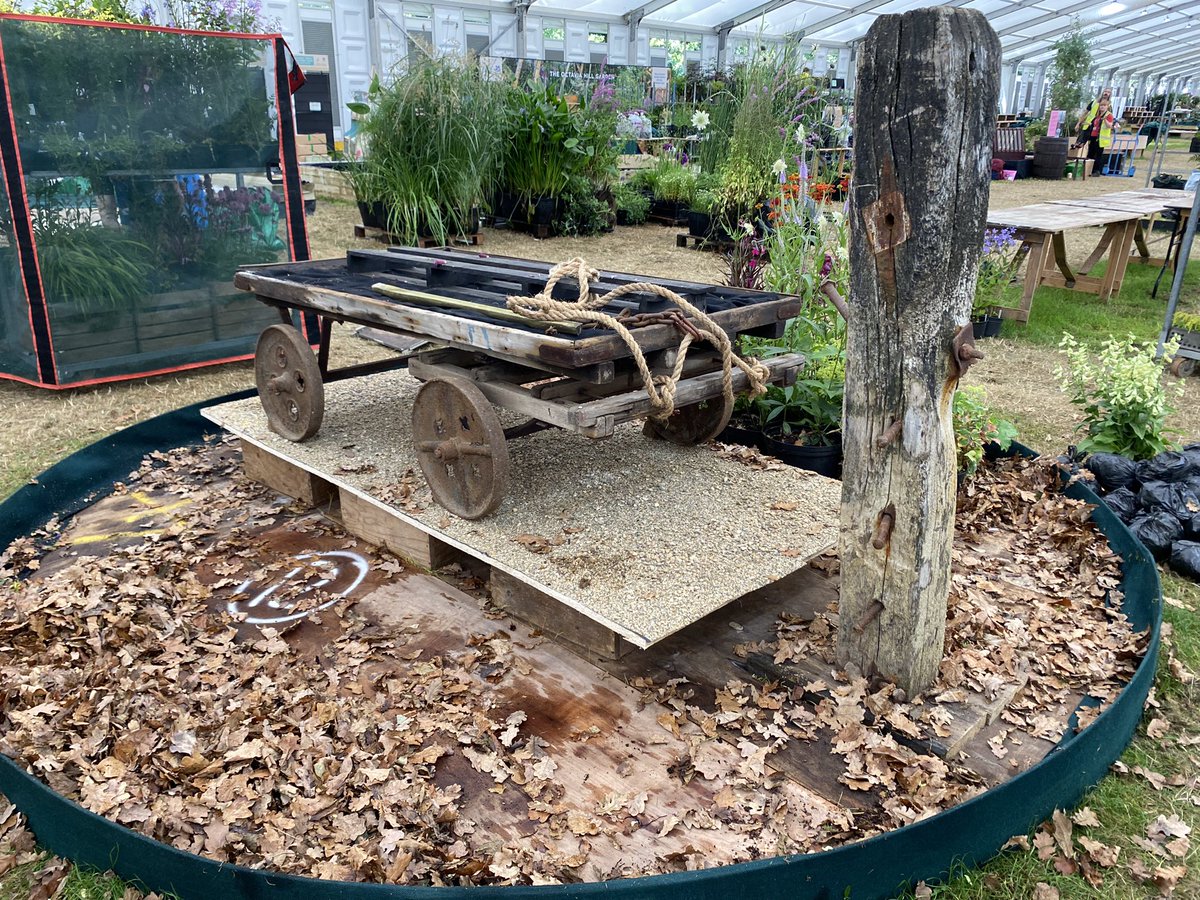 Well that’s another @the_rhs #hamptoncourtflowershow  done. Thank you to all our customers old and new for your support. Thank you to our fellow exhibitors for your friendship, banter and laughs along the way. Until the next time…….
