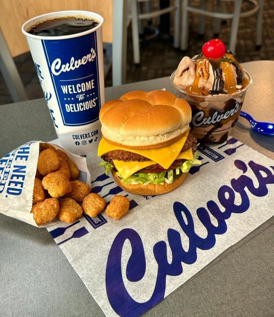 kayvonbanks25's tweet image. Can you eat this in one hour with 100k on the line? 👀