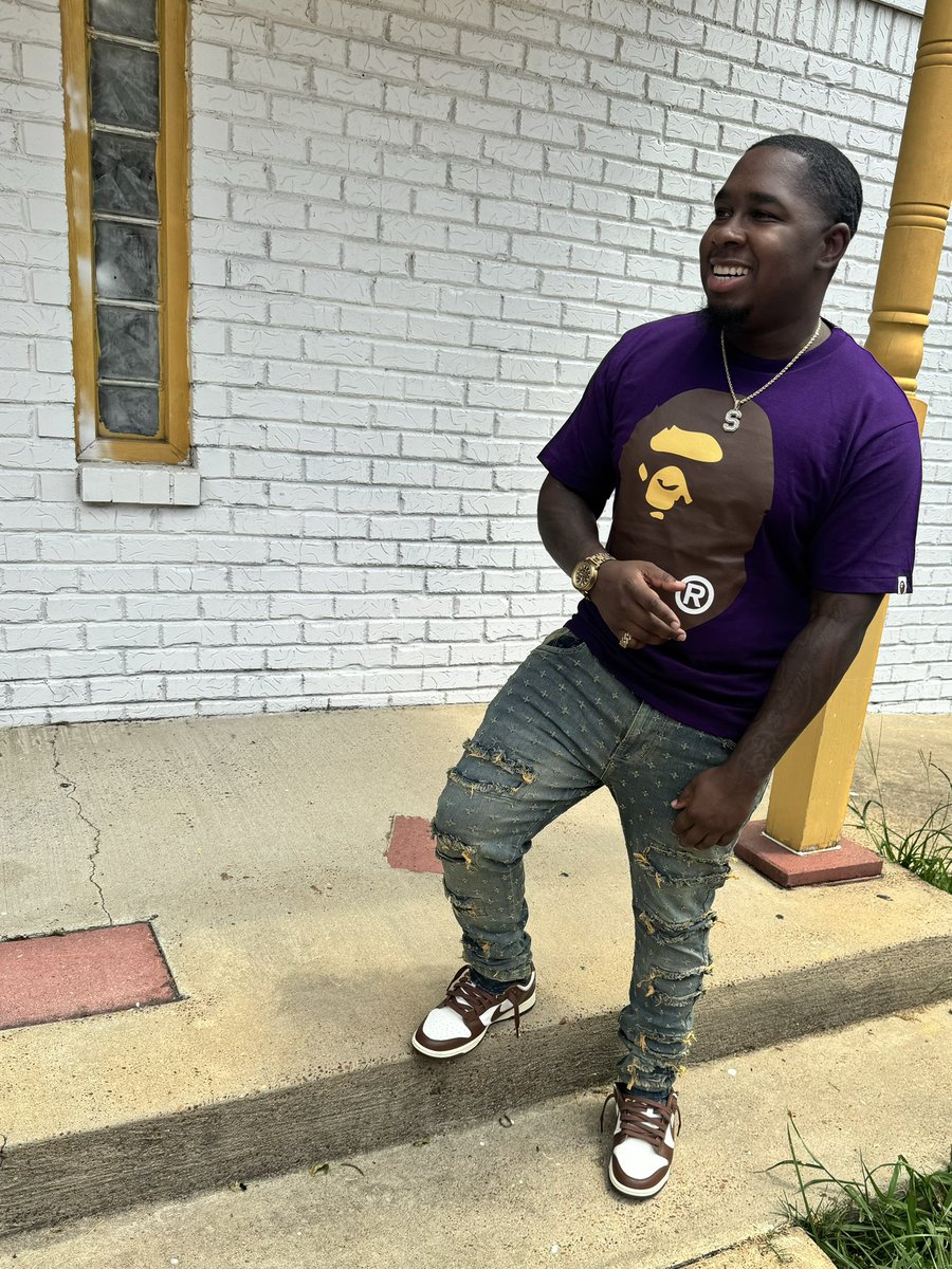 stephkashh's tweet image. Fresh to deaf, when I step you can't even hear it.