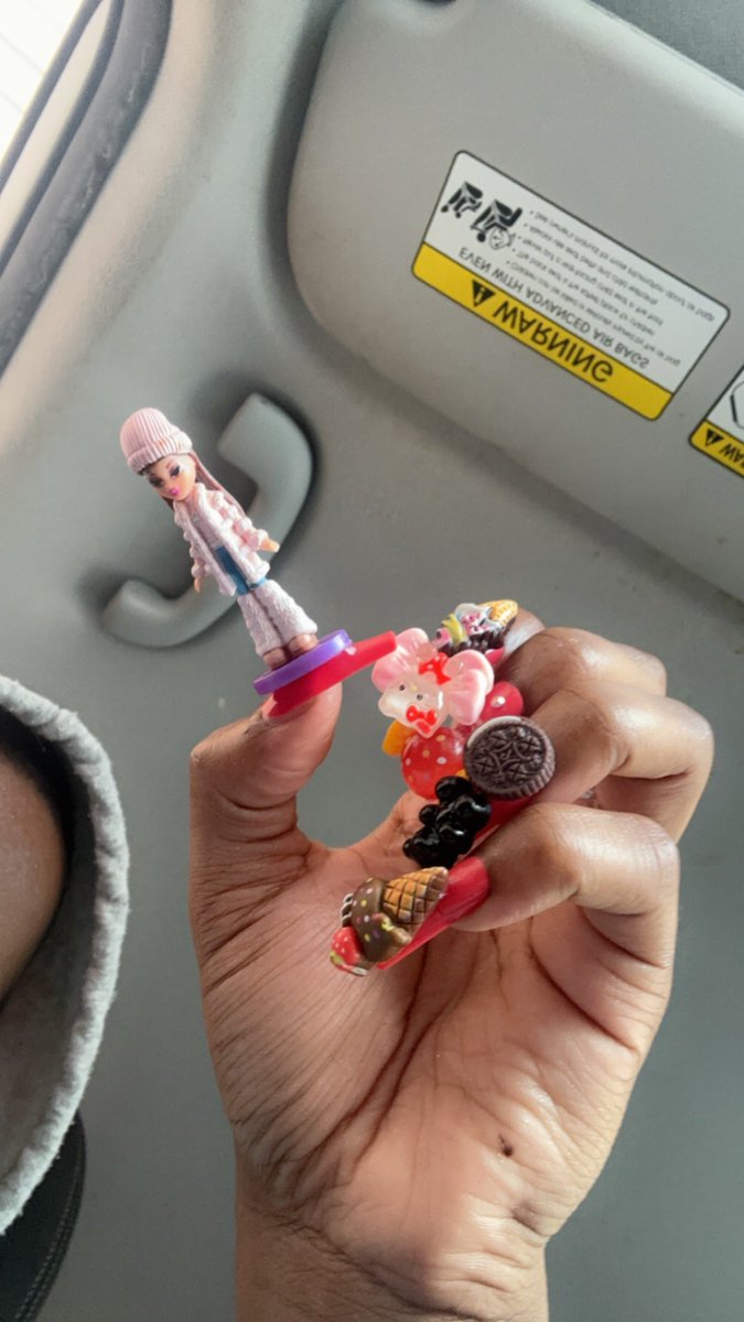 1poeticdrugs's tweet photo. I had a 4-year-old do my nails. https://t.co/btAhztvAcL