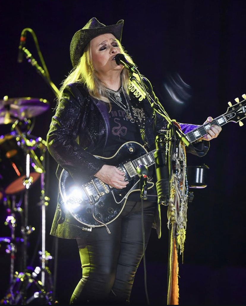 metheridge's tweet photo. Red Rocks last night was 🔥 Can't wait for tonight in Arvada!
📸: @FantasySprings
#TeamME https://t.co/AW1iBJH4gO