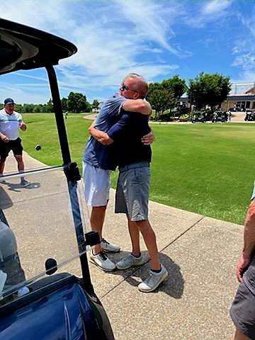 MusicCityTR's tweet photo. #SundayFunday with my guys today @OldHickoryGolf @TimNicholsMusic and @kentlmitch615 for the birth of his Grandson Hutch this morning! #Toast #GotJack #PinHighTim #GrandadKent #GreatGrandadKen #Fore https://t.co/UWHEXlDNML