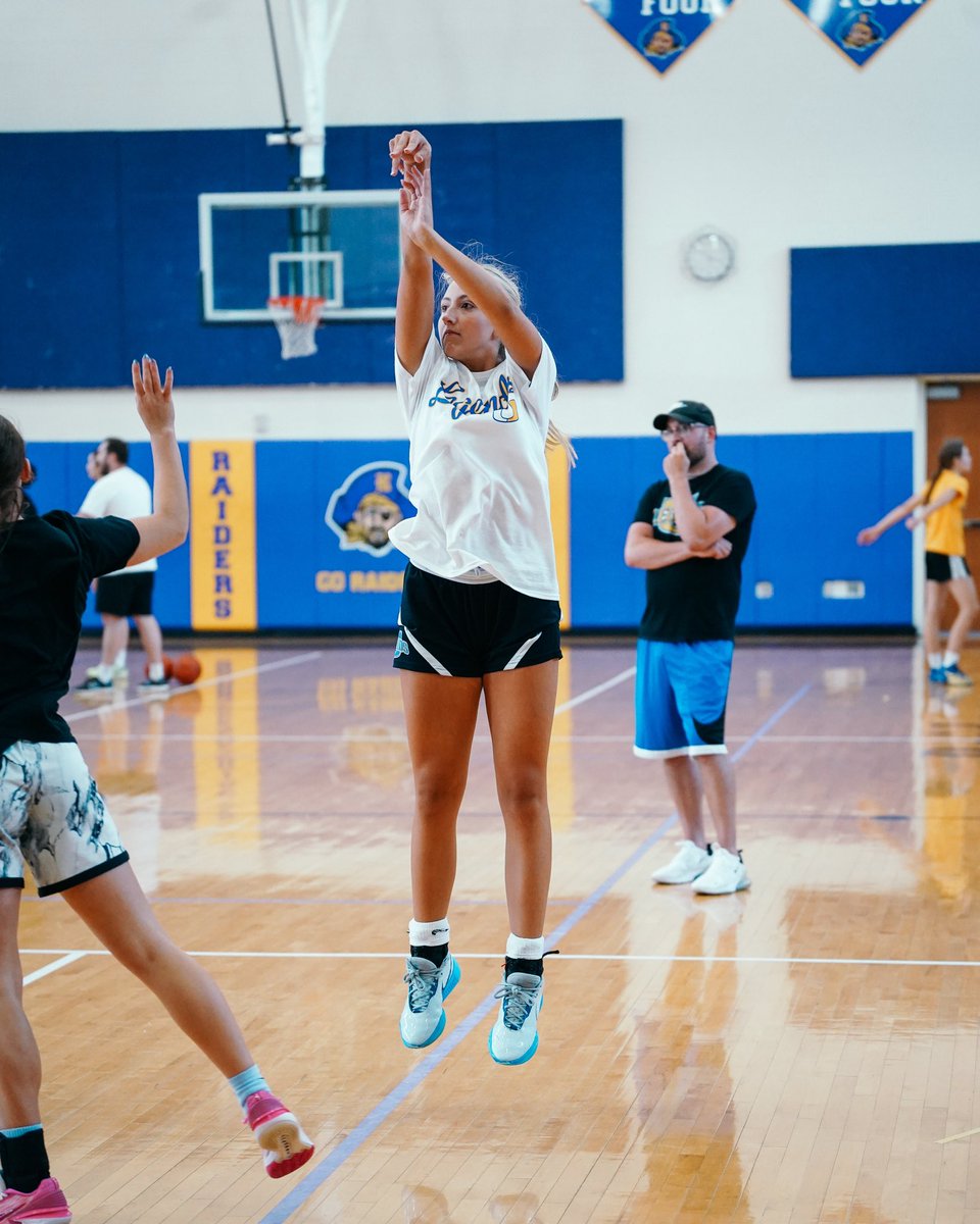 Legends_Bball's tweet photo. #BTA https://t.co/E1gktgd4OR