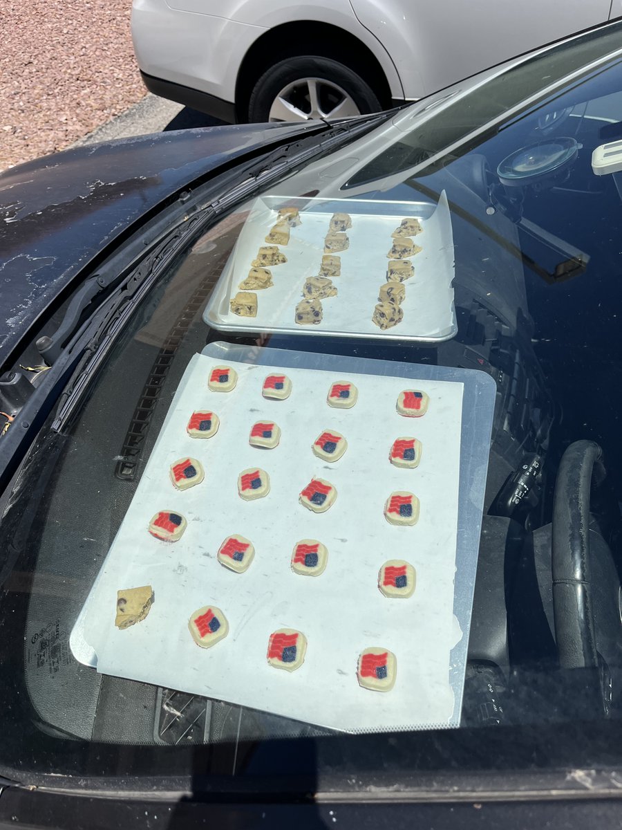 NWSVegas's tweet photo. In today's episode of "Baking with NWS Las Vegas":

- Oven has been preheated and cookies were inserted just after noon PDT.
- Temperature on top of the dash was 217°F based on IR gun.
- Baking vehicle is black/gray with black interior and no window tint. #nvwx #vegasweather https://t.co/qR4oDVV3J4