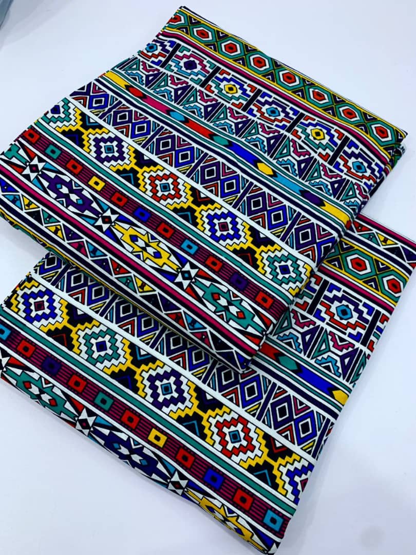 mordupeh's tweet photo. Ankara kente  prints💃🏻💃🏻💃🏻💃🏻🤩🤩🤩
#11000
#6yards

#newin #ankaraprints #ankaravendor #ankarainlagos #explore #ankara #nationwidedelivery #adirefashion #ankarareadytowear #ankara #ankarastyles https://t.co/cTDCxVqOyh