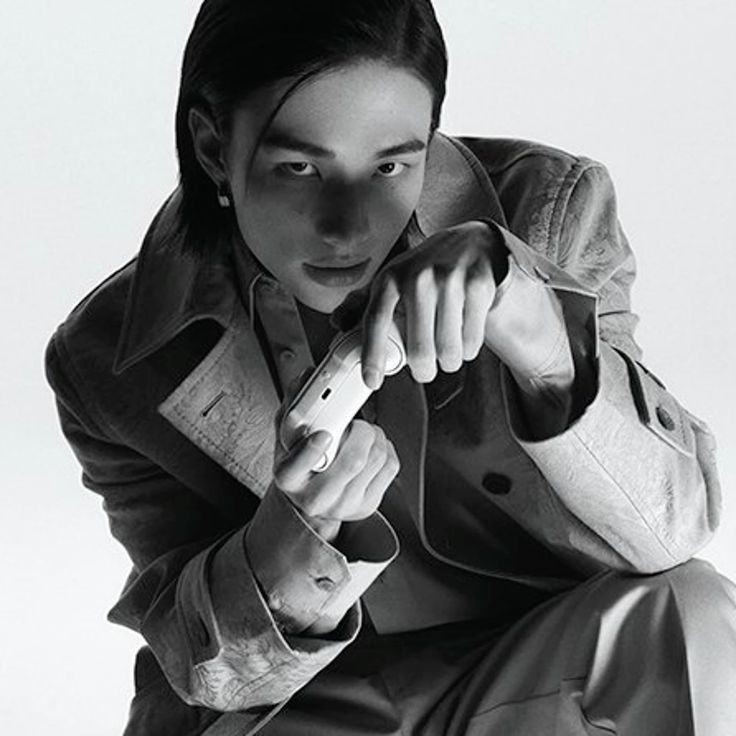 Sylis Hwang 
(A)BO| Overlord AU
Pansexual | Multi | Switch 
21+ | MDNI