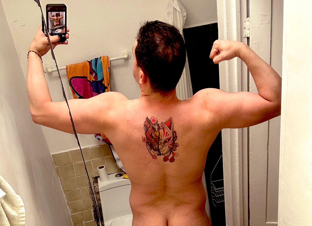 Ahí vamos

#gym #gayboy