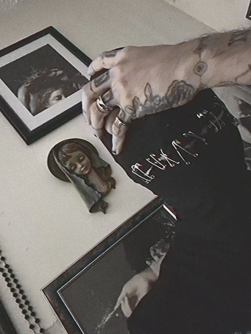 &ldquo;sinning in the corner&rdquo; https://t.co/XEMgbzaBkA<a href="/tag/rabbit"class="tags"><span>#rabbit</span></a><a href="/tag/rabbithole"class="tags"><span>#rabbithole</span></a>