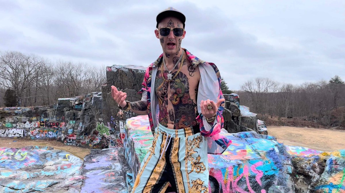 Yung $hade (@yungdollashade) on Twitter photo Where is the algorithm 
#yungshade #rap #rapper #trap #song #people #artist #music #musician #producer #soundcloudrapper #dank #meme #free #youtube #soundcloud #vaporwave #cloudrap #hiphop #like #boston #mass #massachusetts #ma #bostonrap #bostonrapper #lit #fire #model #spicy Where is the algorithm 
#yungshade #rap #rapper #trap #song #people #artist #music #musician #producer #soundcloudrapper #dank #meme #free #youtube #soundcloud #vaporwave #cloudrap #hiphop #like #boston #mass #massachusetts #ma #bostonrap #bostonrapper #lit #fire #model #spicy
