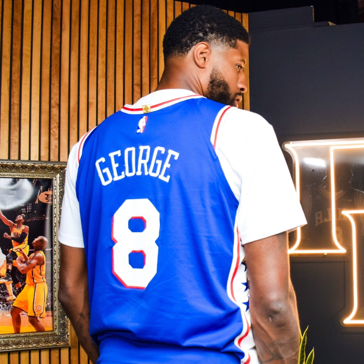 FaithworksX's tweet photo. Paul George representing his idol Kobe Bryant by wearing #8 for the 76ers ♾ https://t.co/PHEGJx2PSh