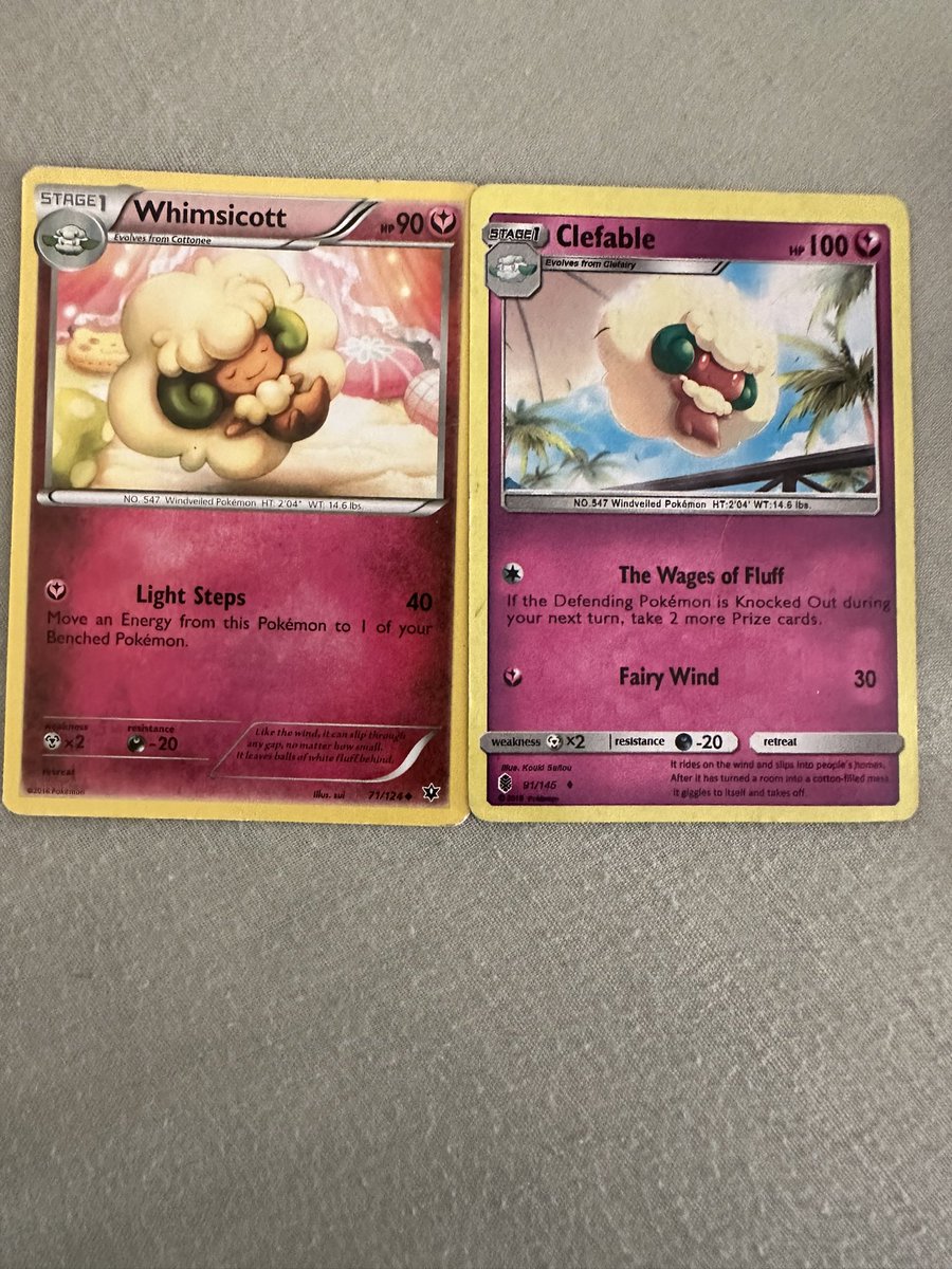 Tortile0's tweet photo. How much is this error card worth? (The one on the right) #Pokemon #TCG https://t.co/CldEJu0sYf