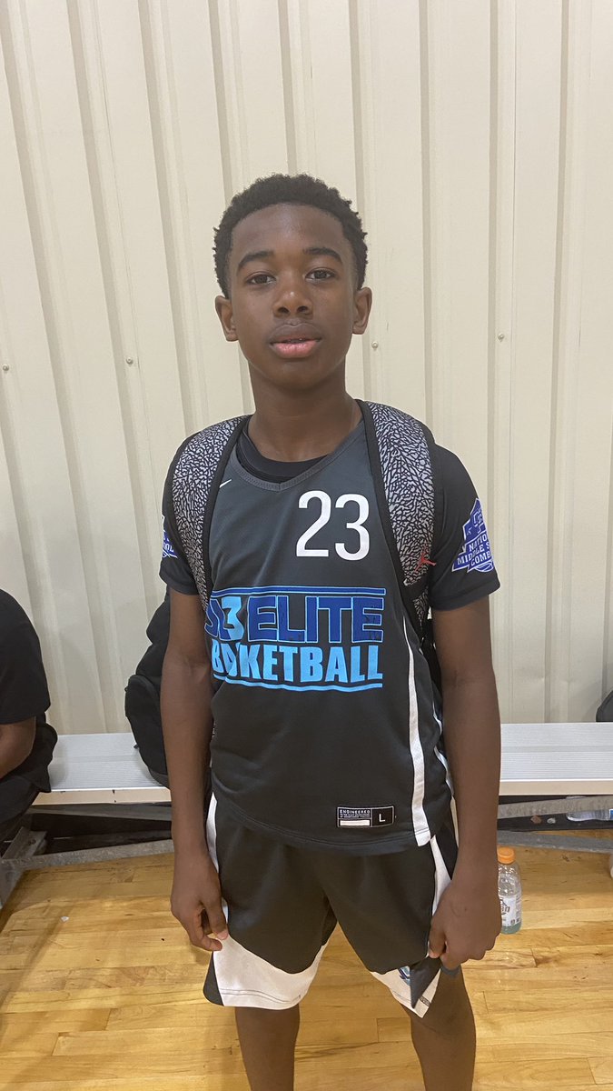 Artrell Gordon 15pts in the win against Houston Sonics. 

Anthony Middle School  #gmi2024