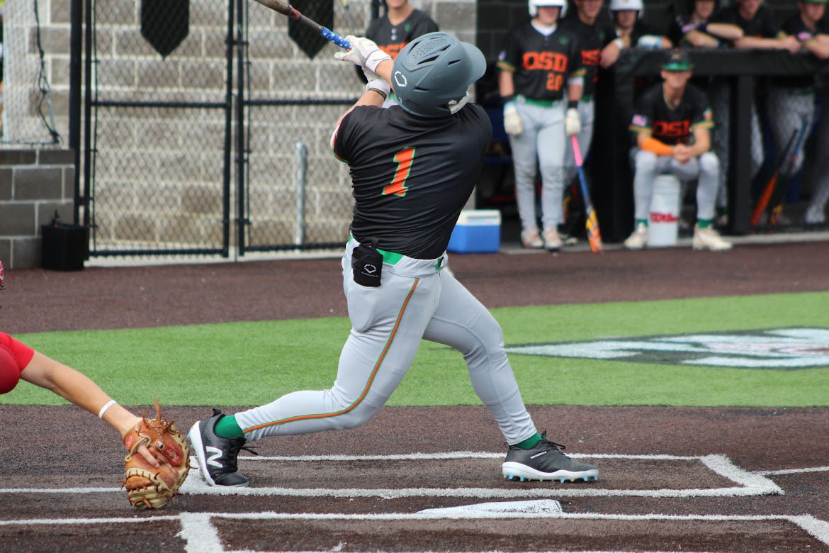 TylerMa25787278's tweet photo. went 3-2 in the Super 17s this weekend, had good barrels all weekend. Here is the Hr i hit in the last game. @PBR_Uncommitted @OSDBaseball @BASEBALLKHS @ahelmick15 https://t.co/En1ERr1zxO
