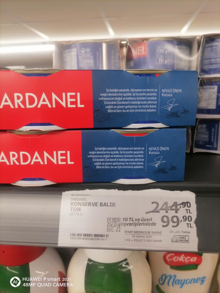 Bu ürünü en son ne zaman 244₺'ye sattınız. A101 mağazasında yapılan bu indirimin yasaya uygun olup olmadığını denetlemesi gerekiyor.
Herkes istediği fiyatı koyup,
İndirim diye yutturamaz.
<a href="/A101iletisim/">A101İletişim</a> 
<a href="/ticaret/">T.C. Ticaret Bakanlığı</a>