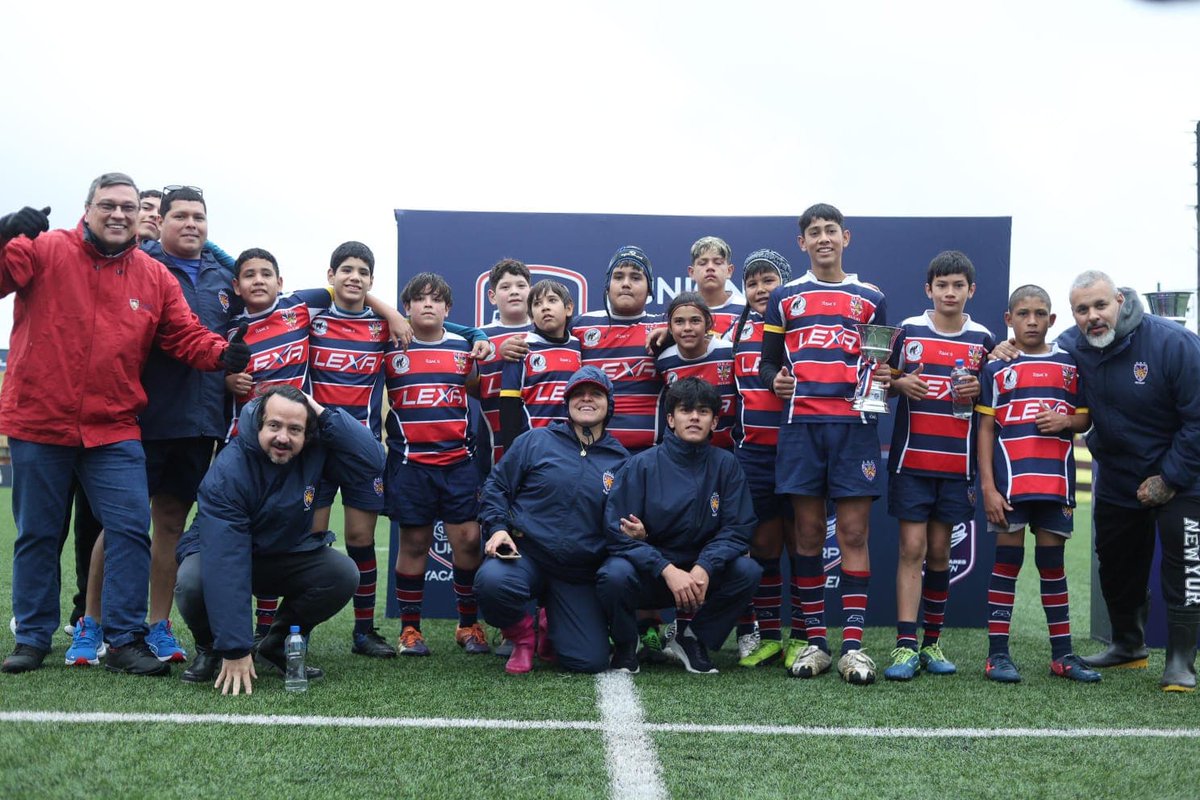 del_okc's tweet photo. Postal de verdaderos campeones los chicos !!! Salud #OKC #M14 por otro título logrado, festejar y sumar más copas para el club @OldKingClub1 @URugbyPy #Rugby #okcformativas #Vicecampeon https://t.co/nTU2IDckGQ