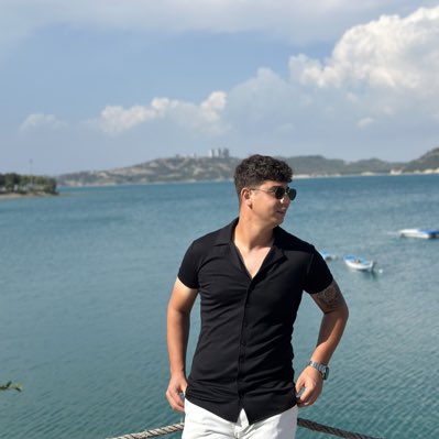 Aliiataa's tweet photo. #YeniProfilResmi https://t.co/kBbA3tOeSw