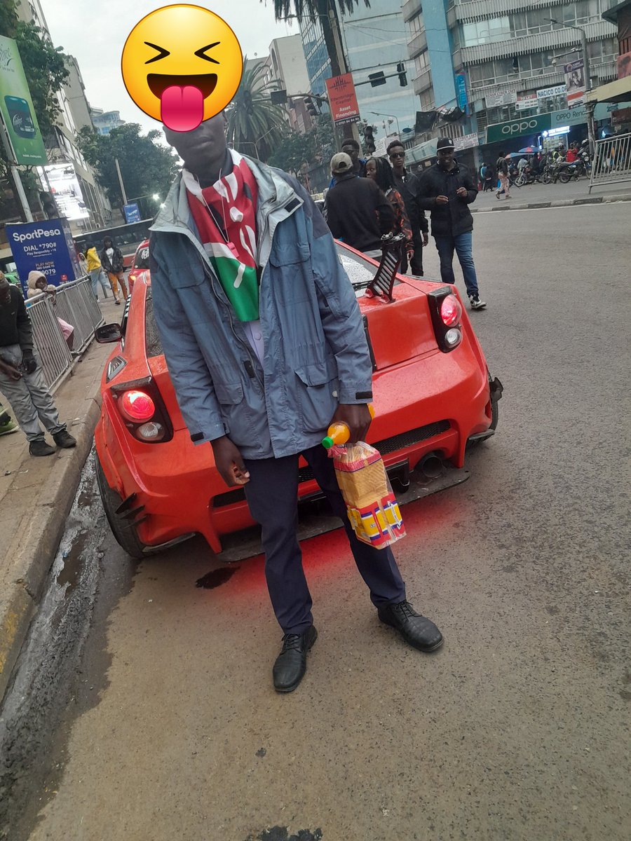 Branson254's tweet photo. Uzuri Sahi maandamano unapewa mkate https://t.co/TAoAkFq8OR