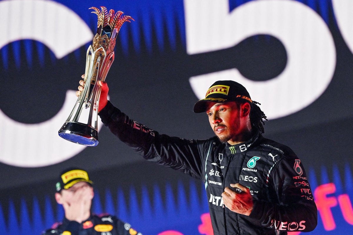 F1's tweet photo. Victory tastes sweet after you haven't had one for 56 races 

2021 Saudi Arabian Grand Prix ⬅️ 945 days ➡️ 2024 British Grand Prix 

#F1 #BritishGP https://t.co/PPKhG2cgoz