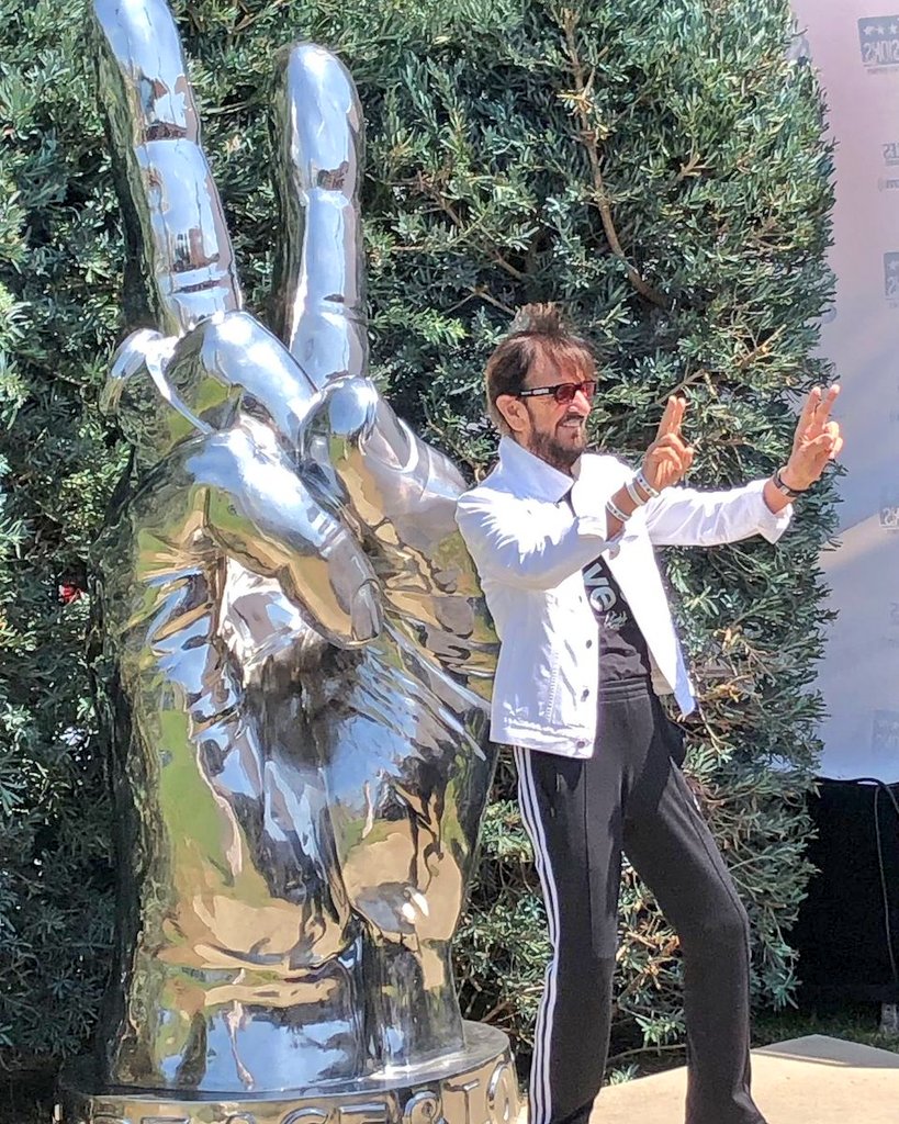 carlosgvizcaino's tweet photo. When I'm Eighty-Four ! 🎉🎂🎈
@ringostarrmusic https://t.co/q0shFyzQPm
