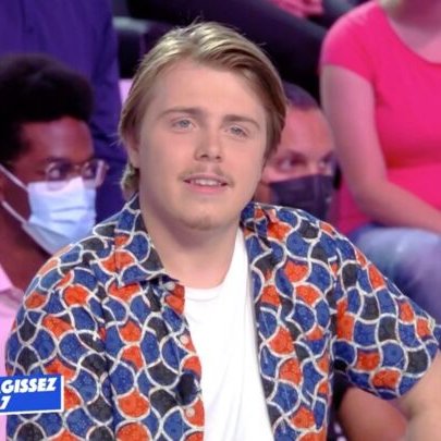 PopulismUpdates's tweet photo. Louis Boyard, 23-year-old leftist French legislator who made headlines once for saying he used to be a weed dealer, was just re-elected to parliament https://t.co/k1g4GXZNoF